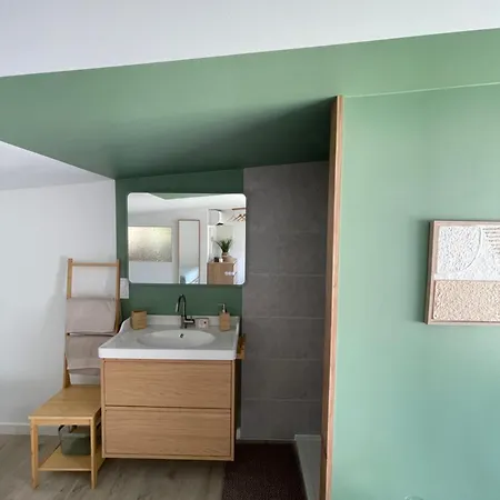 La De Cleron בית הארחה 3*