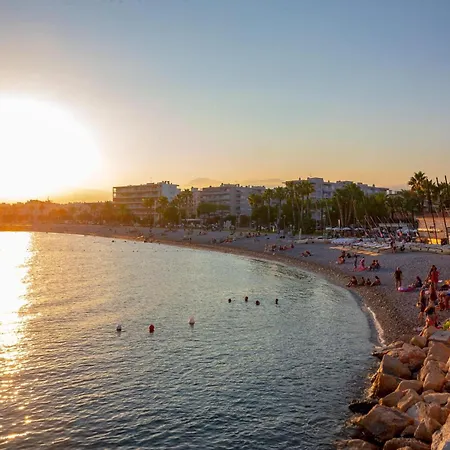 Gasthof La De Cleron Saint-Laurent-du-Var